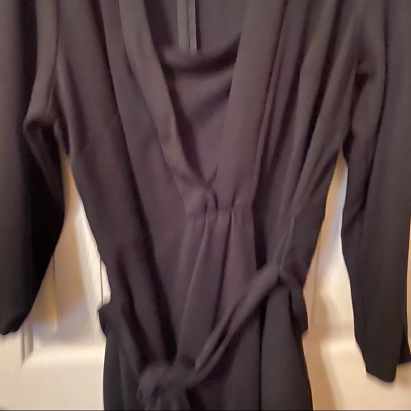 Tie waist peplum top - Picture 2 of 5